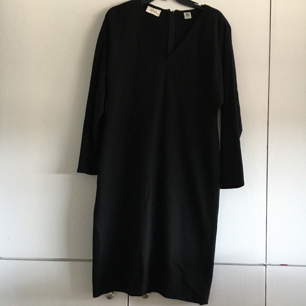 A Ellen Tracy 100% pure wool dress. Size 12.